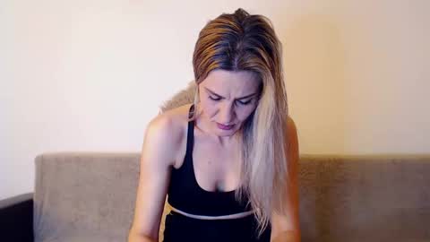 AshlineKatte online show from March 16, 1:59 pm