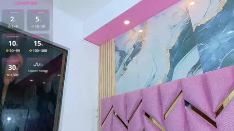 Snapshot of hornyhousekeeper_ chatting on October 4, 12:33 pm Valentina online show from October 4, 12:33 pm