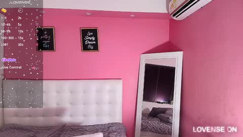 Snapshot of hornyhousekeeper_ chatting on January 9, 12:41 pm Valentina online show from January 9, 12:41 pm
