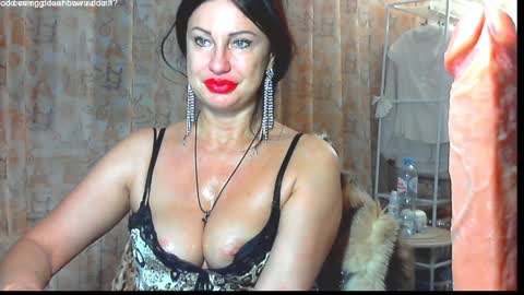 Snapshot of hornymommy69_ chatting on December 7, 2:02 pm Monica online show from December 7, 2:02 pm