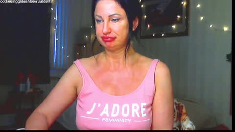 Snapshot of hornymommy69_ chatting on January 11, 1:01 pm Monica online show from January 11, 1:01 pm