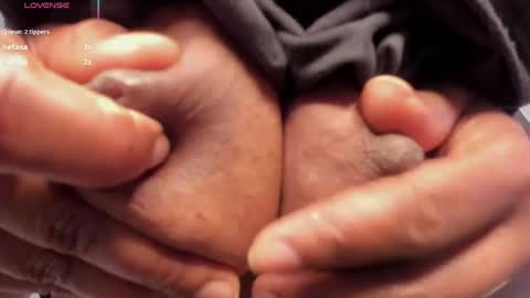 hot__genesis online show from April 28, 2:32 pm