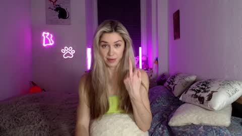 Dashka online show from February 12, 11:28 pm