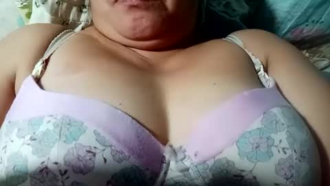 hot_boobs21 online show from November 24, 11:45 am