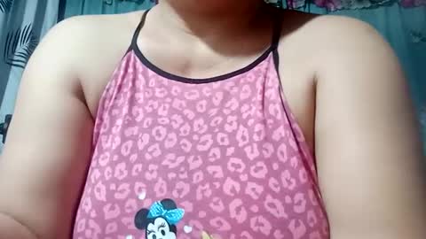 Snapshot of hot_boobs21 chatting on September 17, 9:13 pm hot_boobs21 online show from September 17, 9:13 pm