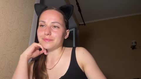 hot_chance_ online show from June 21, 4:44 pm