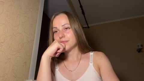hot_chance_ online show from July 10, 4:18 pm
