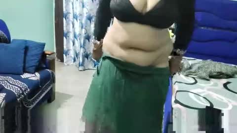 Kanika online show from October 15, 5:37 pm