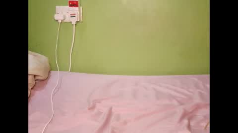 hot_latifah online show from November 14, 3:45 pm