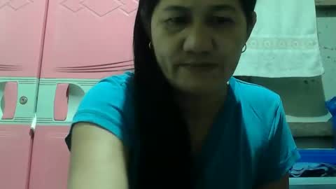 Snapshot of hot_mama09 chatting on October 7, 8:24 pm hotmama online show from October 7, 8:24 pm
