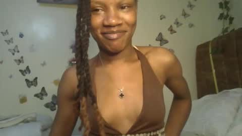 Snapshot of hot_petite100 chatting on October 17, 8:45 pm hot petite100 online show from October 17, 8:45 pm