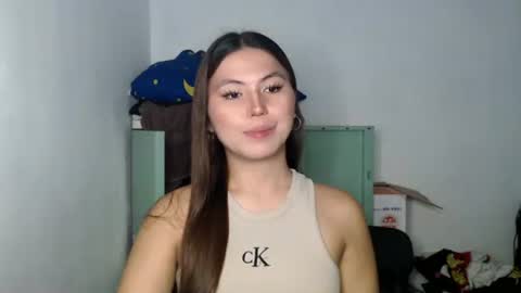 Nikki  online show from April 26, 5:54 pm