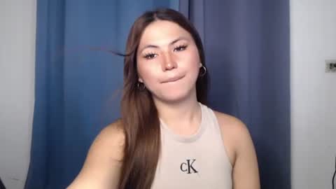 Nikki  online show from February 12, 6:48 am