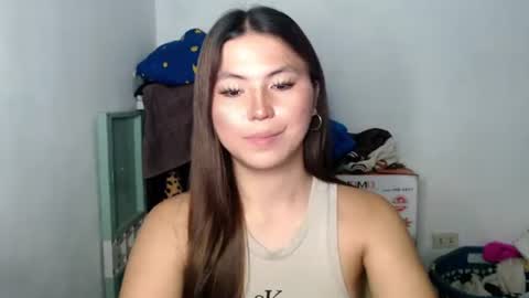 Nikki  online show from April 24, 7:49 pm