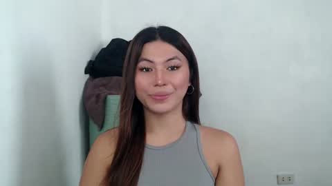 Nikki  online show from April 17, 4:25 am