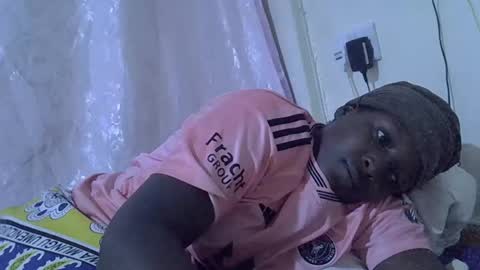 RAYLAH online show from April 25, 5:54 pm