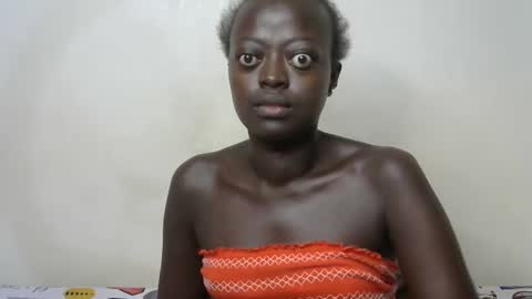 hot_tashaa online show from April 19, 7:38 pm