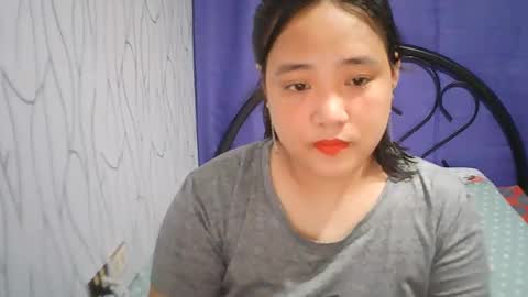 Lynn online show from March 12, 1:58 am