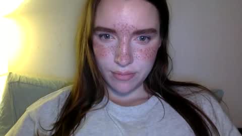 effy online show from April 27, 9:23 pm