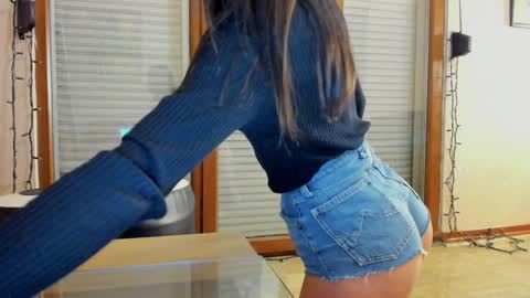 Erika  online show from November 21, 10:01 pm