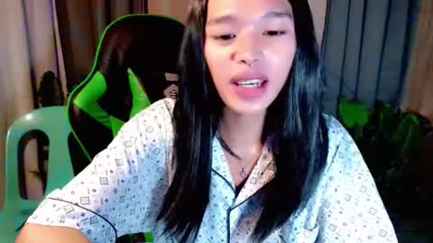 hotgirlronaxx online show from November 29, 1:31 am