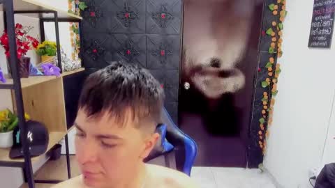 hannah online show from April 24, 3:09 am