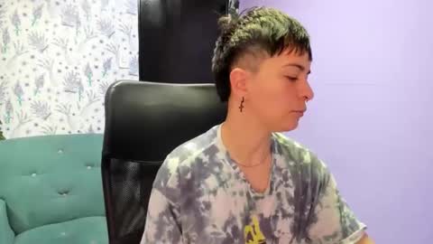 hannah online show from October 21, 2:04 am