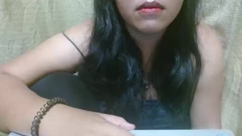 hotiemorenagurl18 online show from September 26, 2:15 pm