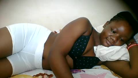 LOYCE online show from April 25, 9:45 am