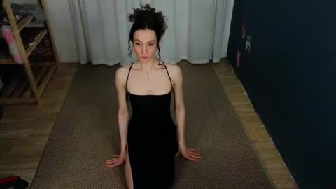 Allison  online show from April 13, 7:14 pm