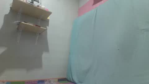 hotlavender online show from February 18, 2:32 am