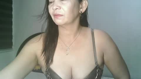 hotmamajen4u online show from July 13, 10:38 am