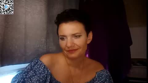 hotmamaqueen234 online show from July 1, 11:53 am