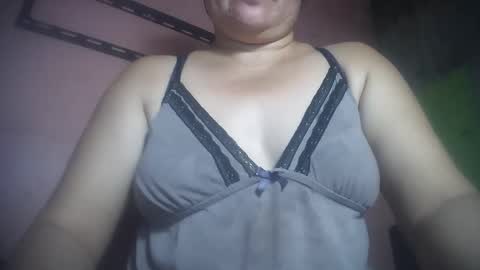 hotmatureladyxxx online show from May 2, 7:33 am