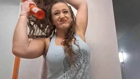 hotmom0610 online show from April 29, 12:14 am