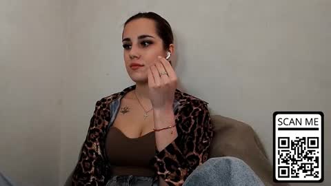 hotmusex online show from April 24, 12:30 pm