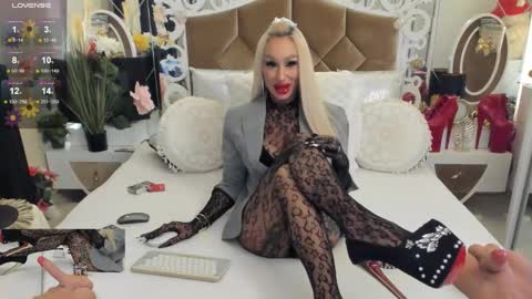 Snapshot of hotred69xxx chatting on September 14, 2:59 pm Delya- online show from September 14, 2:59 pm