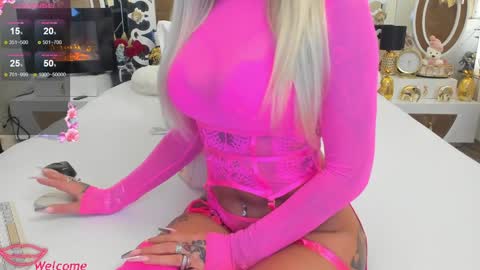 Snapshot of hotred69xxx chatting on January 29, 3:26 pm Delya- online show from January 29, 3:26 pm