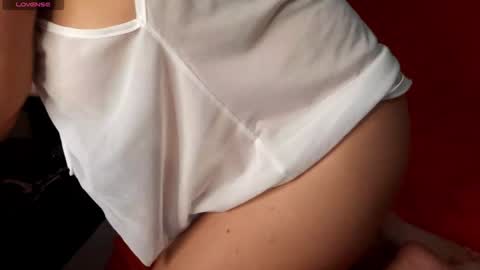 Snapshot of hotsexroom69 chatting on December 20, 11:32 am Mola online show from December 20, 11:32 am