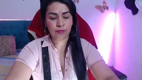 hotsweet 69 online show from April 28, 5:00 am