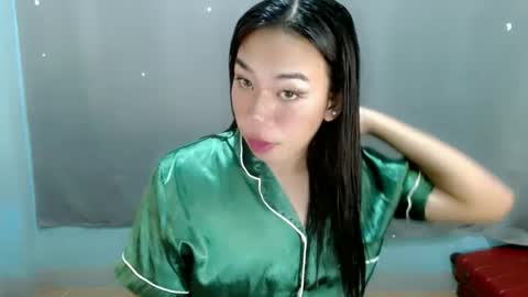 Snapshot of hott_cumforyou chatting on February 14, 1:40 pm jelaigrande  online show from February 14, 1:40 pm