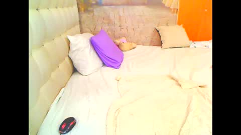 THEONE online show from April 25, 2:58 pm