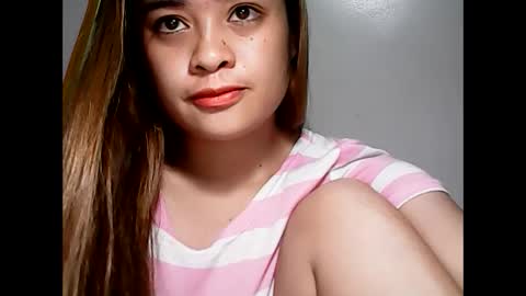 Snapshot of hottie_asianbabe chatting on December 12, 11:40 am Leen online show from December 12, 11:40 am