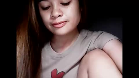 Snapshot of hottie_asianbabe chatting on December 20, 12:52 am Leen online show from December 20, 12:52 am