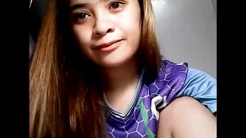 Snapshot of hottie_asianbabe chatting on December 5, 11:40 pm Leen online show from December 5, 11:40 pm