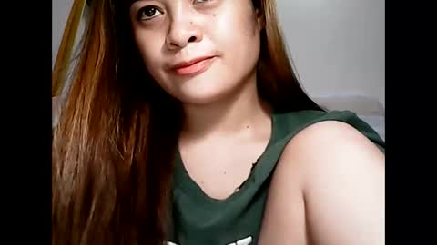 Snapshot of hottie_asianbabe chatting on January 29, 11:41 am Leen online show from January 29, 11:41 am