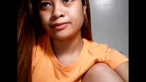 Snapshot of hottie_asianbabe chatting on March 2, 11:39 pm Leen online show from March 2, 11:39 pm