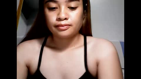 Snapshot of hottie_asianbabe chatting on March 7, 12:04 am Leen online show from March 7, 12:04 am