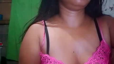 Lyn online show from April 26, 9:12 pm