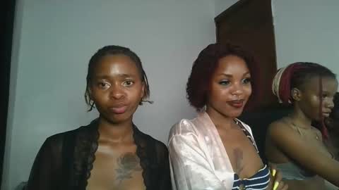 hottie_mistie online show from April 10, 9:32 pm